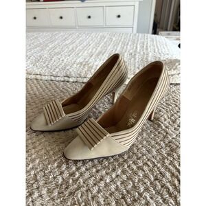 Vintage Frank More Tan And Brown 1960's Patent Suede Pumps Size 6 1/2 M